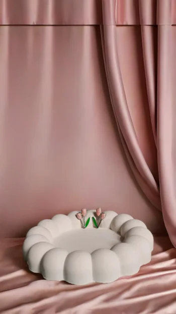 TULIP BLOOM STUDS