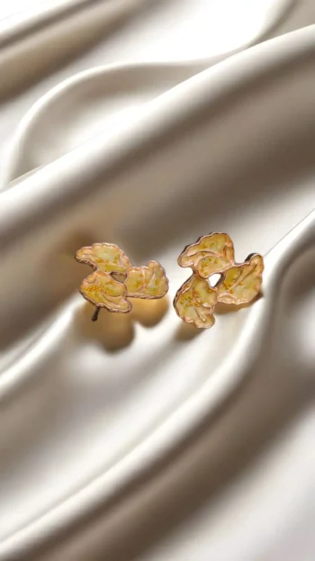 ROSE GOLD AURA LEAFS