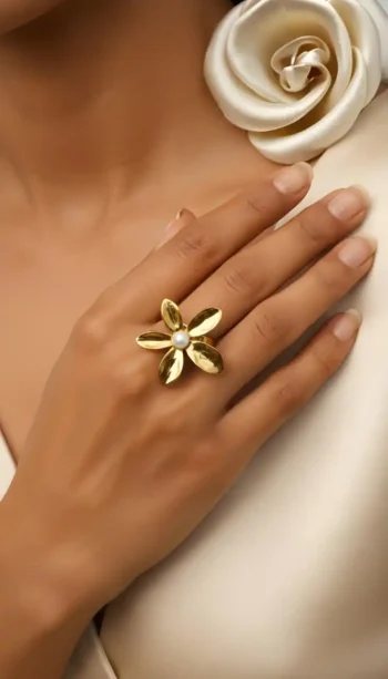 PEARLED RADIANCE RING
