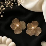 ELEGANT MESH FLORALS WITH PEARL