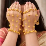 CHAAND LEHAR HAATHPHOOL